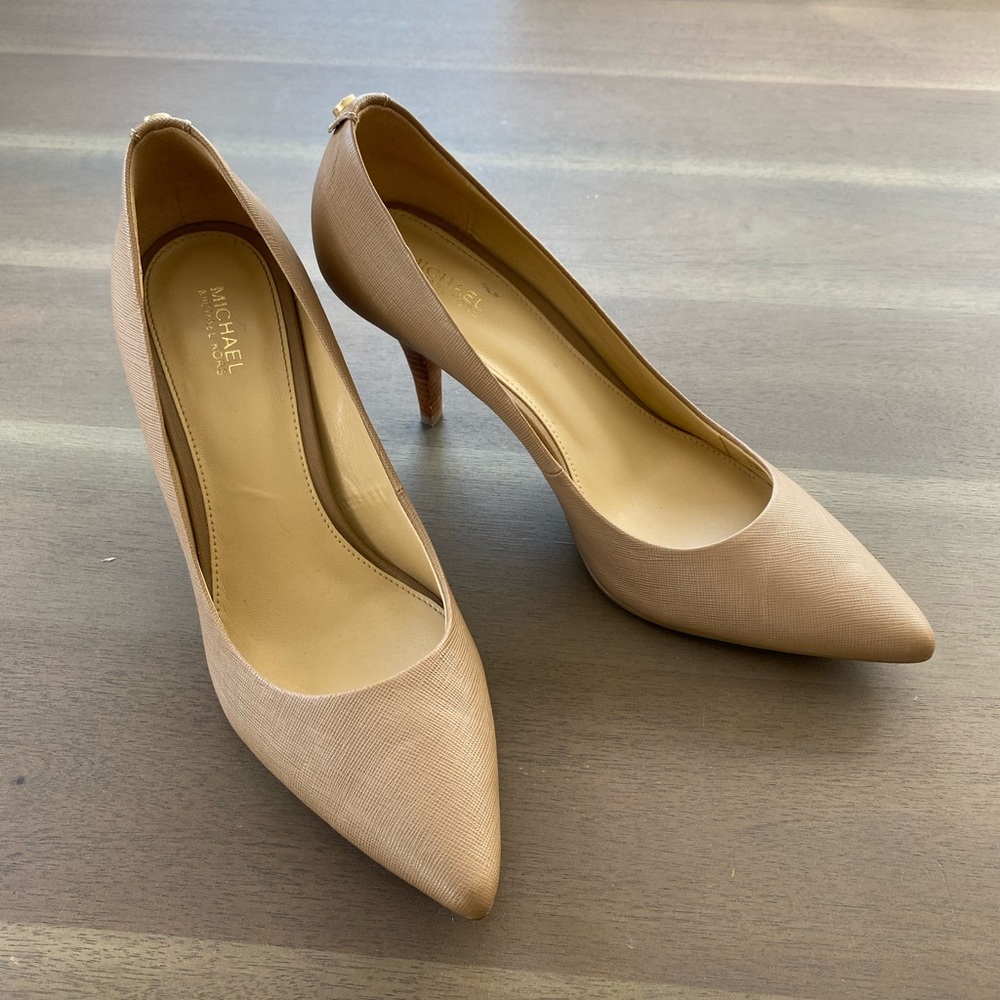 MICHAEL Michael Kors 'Flex' Pump (Women) SZ 7.5M

✨Free shipping ✨